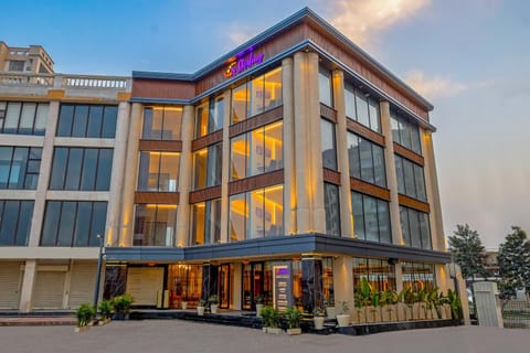 Property building, Facade/entrance