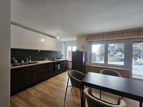 dishwasher, oven, stove, kitchen