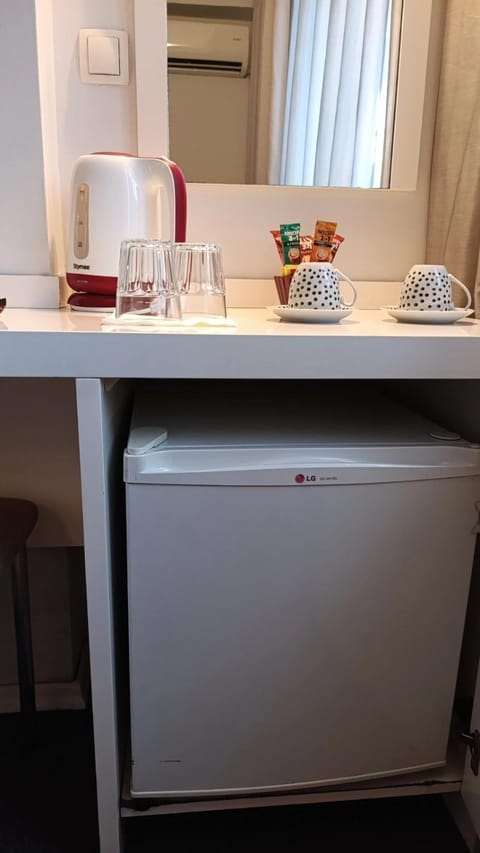 Bedroom, minibar