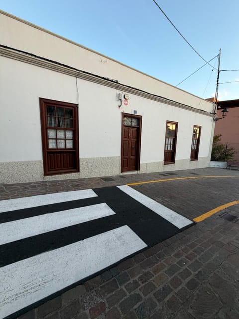 Property building, Street view