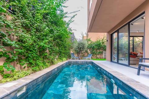 Day, Garden, Swimming pool