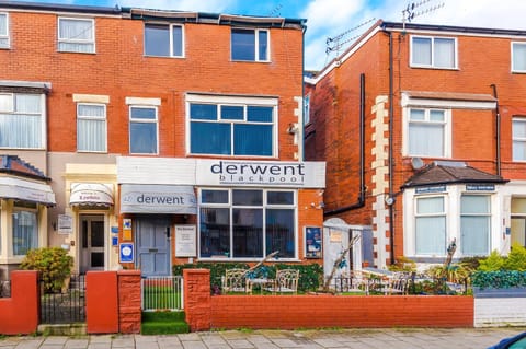 Property building, Neighbourhood, Location
