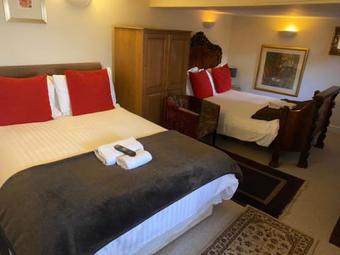 The Old Court Hotel Hotel in West Oxfordshire District