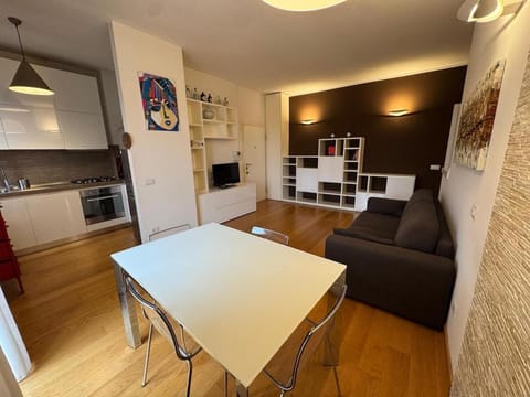 Kitchen or kitchenette, Living room, Dining area