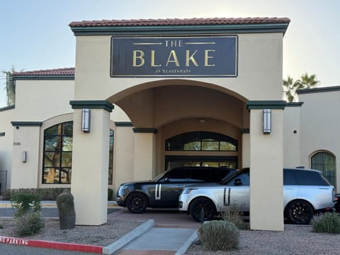 The Blake At Scottsdale Hotel in McCormick Ranch