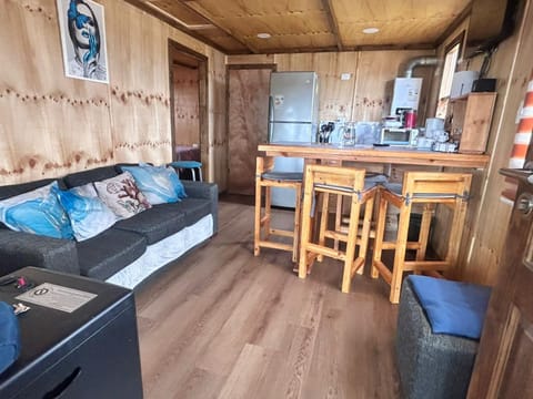 Living room, heating, kitchen