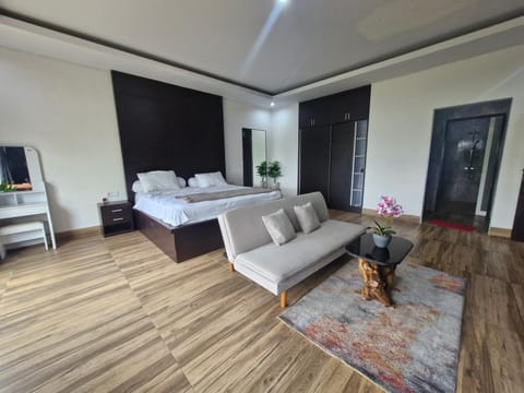 3 Bed Room entire House in Jembrana House in Bali