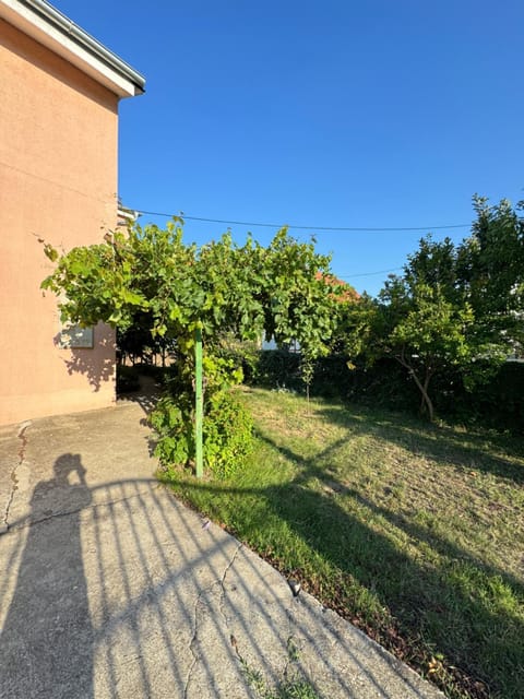 Airport, Belgrade, 1 bedroom, 1 living room Villa in Serbia