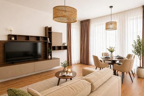 TV and multimedia, Living room, Seating area, Evening entertainment