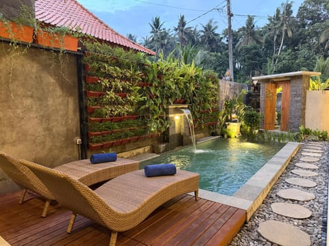 Day, Natural landscape, Garden, Garden view, Pool view, Swimming pool, sunbed