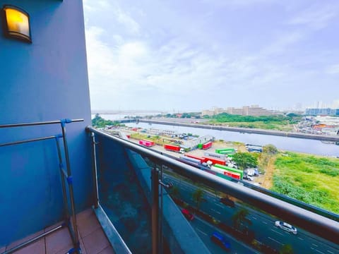 Property building, Natural landscape, View (from property/room), Balcony/Terrace, River view