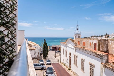 Nearby landmark, Beach, Sea view, Location
