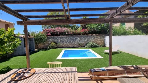 Patio, Garden, Garden view, Pool view, Swimming pool, sunbed