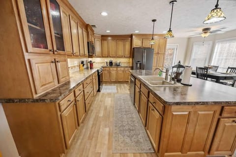 Hawkins House on the Hill - Dahlonega & Outlets House in Lake Lanier