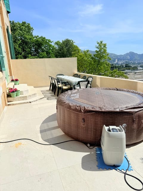 Hot Tub