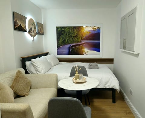 Lakes Guest Room Annexe Apartment in England