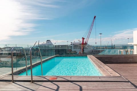 Pool view, Swimming pool