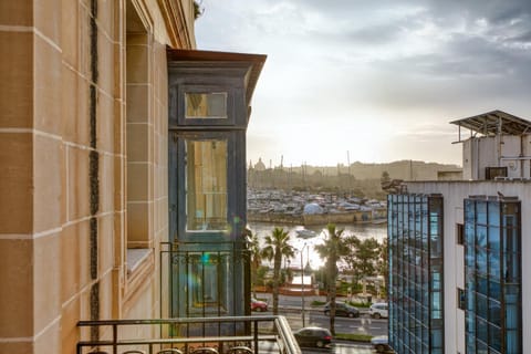 Property building, View (from property/room)