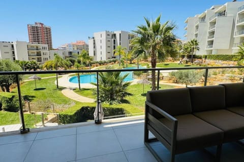 Balcony/Terrace, Pool view