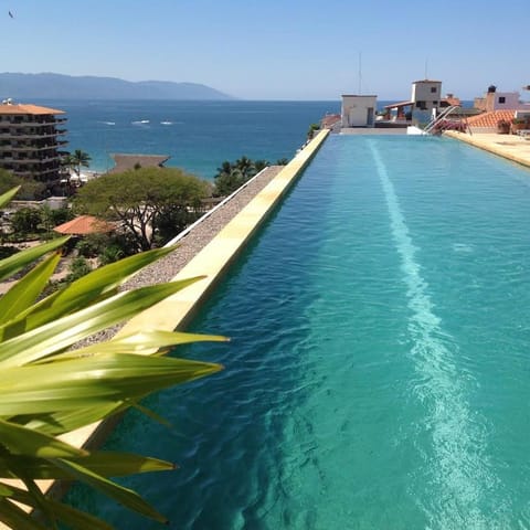 Balcony/Terrace, Swimming pool