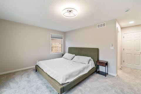 Spacious 5BR Family Home Near ISU & Attractions House in Ames