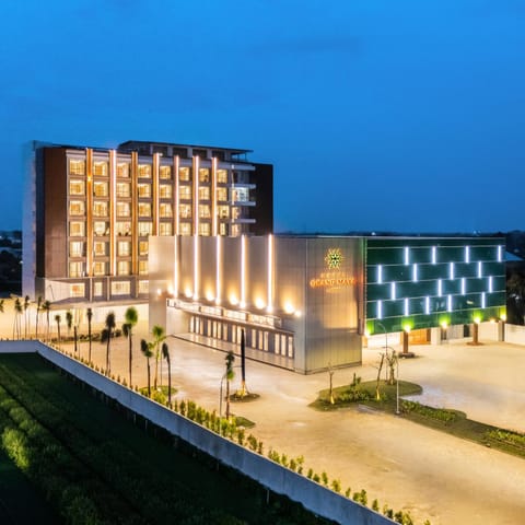 Property building, Night