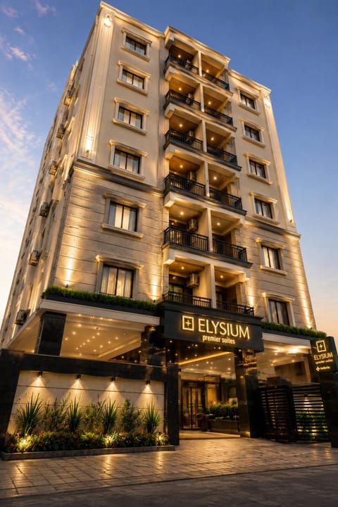 Property building, Facade/entrance