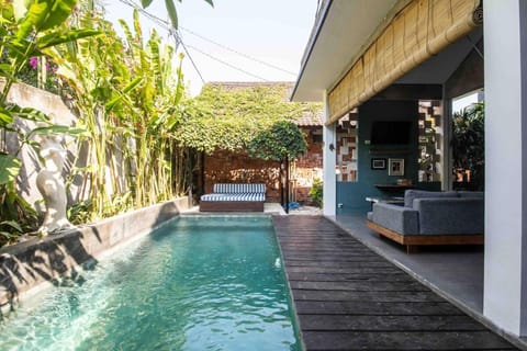 Designer Buddha 3BR Villa near Central Canggu Villa in North Kuta