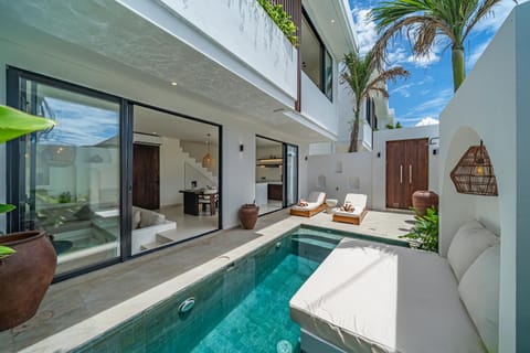 Nova Oasis Villas Berawa Villa in North Kuta