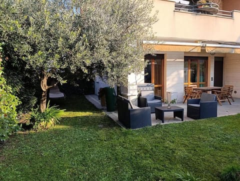 Garden, Garden view