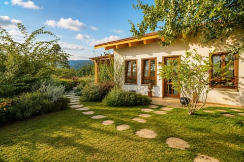 Property building, Day, Natural landscape, Mountain view