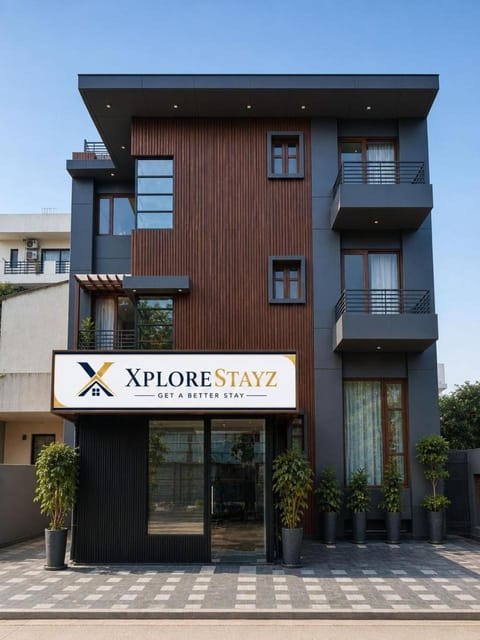 Property building, Facade/entrance