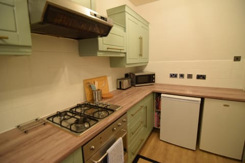 2 Bedroom City Centre Victorian House Apartment in Belfast