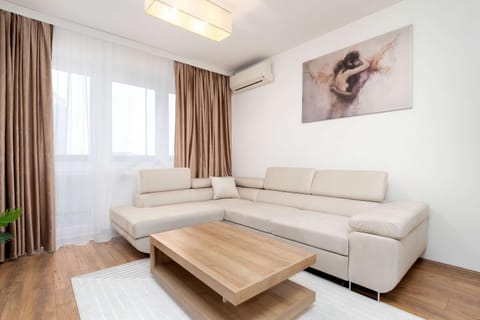 Seating area, air conditioner