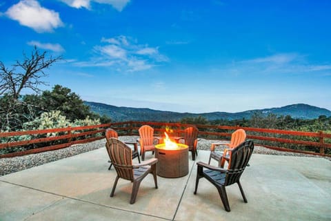 Patio, Natural landscape, Balcony/Terrace, Mountain view