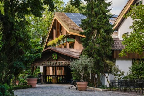 Property building, Garden view
