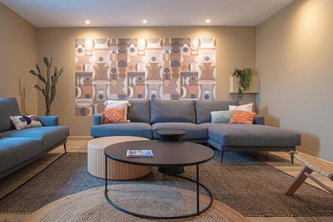 Communal lounge/ TV room, Living room