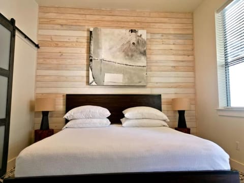 Lodges Combined Suite on the Mason Tx Square House in Rio Grande