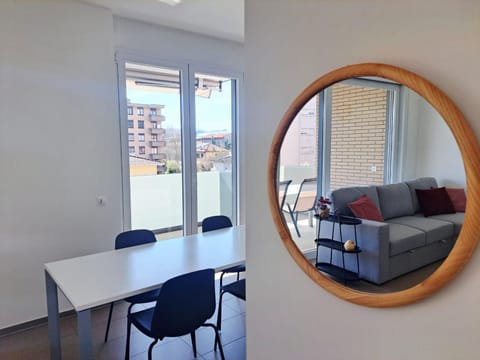 Mola Apartments Lugano by Quokka 360 - Terrace and Parking Apartment in Lugano