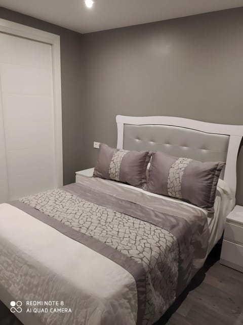 Living room, Bedroom