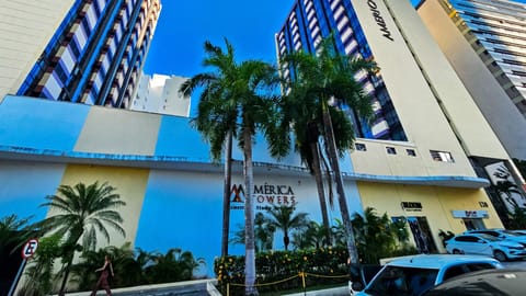 Property building, Facade/entrance, Off site
