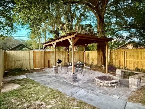 Relax Explore Boat Parking & Fenced yard House in Lecanto