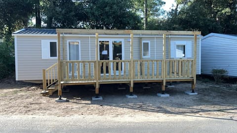 Property building, Day