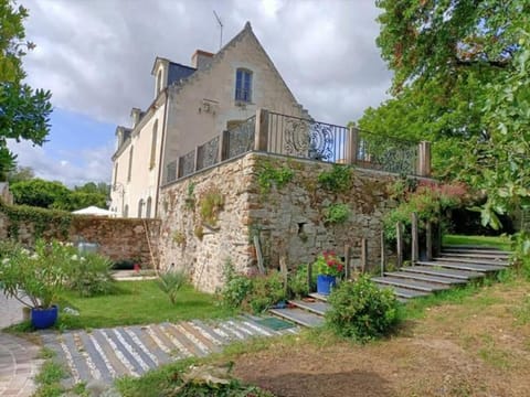 Property building, Natural landscape