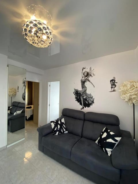 Living room, Photo of the whole room, Seating area