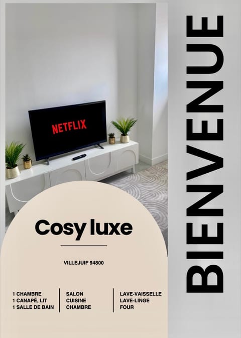 Communal lounge/ TV room, Property logo or sign, TV and multimedia, Logo/Certificate/Sign