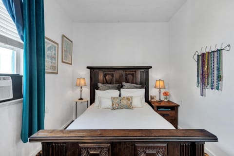 Historic Bywater 2BR w Pets & Parking House in Ninth Ward