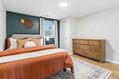 Bed, Bedroom