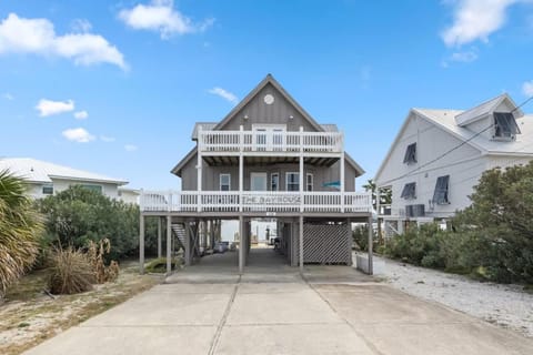 Family Bayfront Paradise &Fishing Dock on Dauphin Island House in Dauphin Island