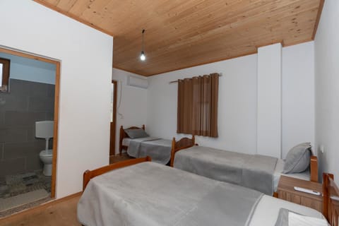 Bujtina Malsori, Theth Bed and Breakfast in Montenegro